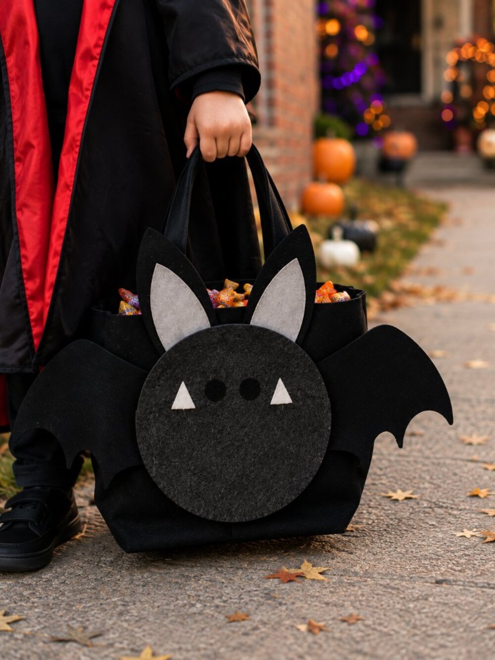 Bat Halloween Treat bag, handmade felt trick or treat bag, kids Halloween candy